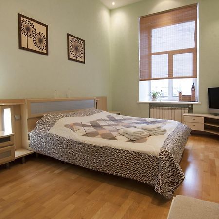 Home-Hotel Apartments-Mykhailivska Kyjev Exteriér fotografie